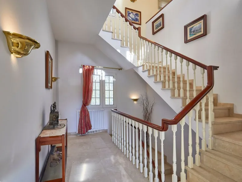 Casa independiente con gran parcela en Sant Just Desvern, Barcelona