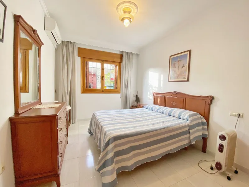Spacious independent villa with a lot of character in exclusive residential area of Marbella.