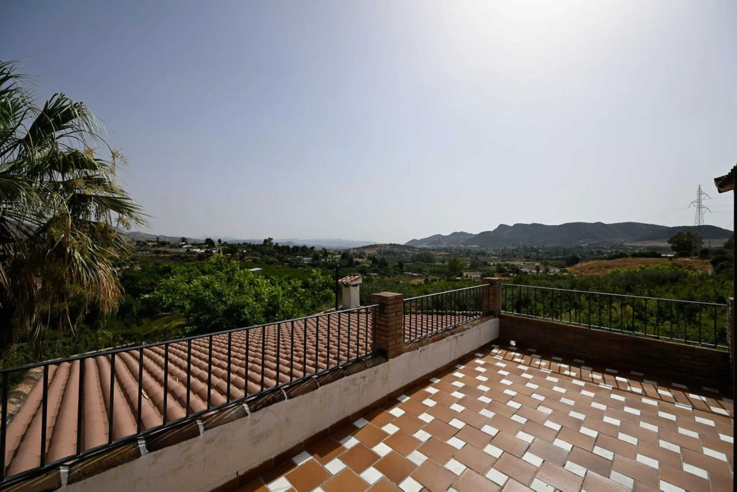 Wonderful finca with almost 50,000 m2 of land, totally fenced, with 5 different entrances, water from its own well plus irrigation water from the canal such us two algibes/ water deposits. T he land is divided into several terraces and planted mainly with