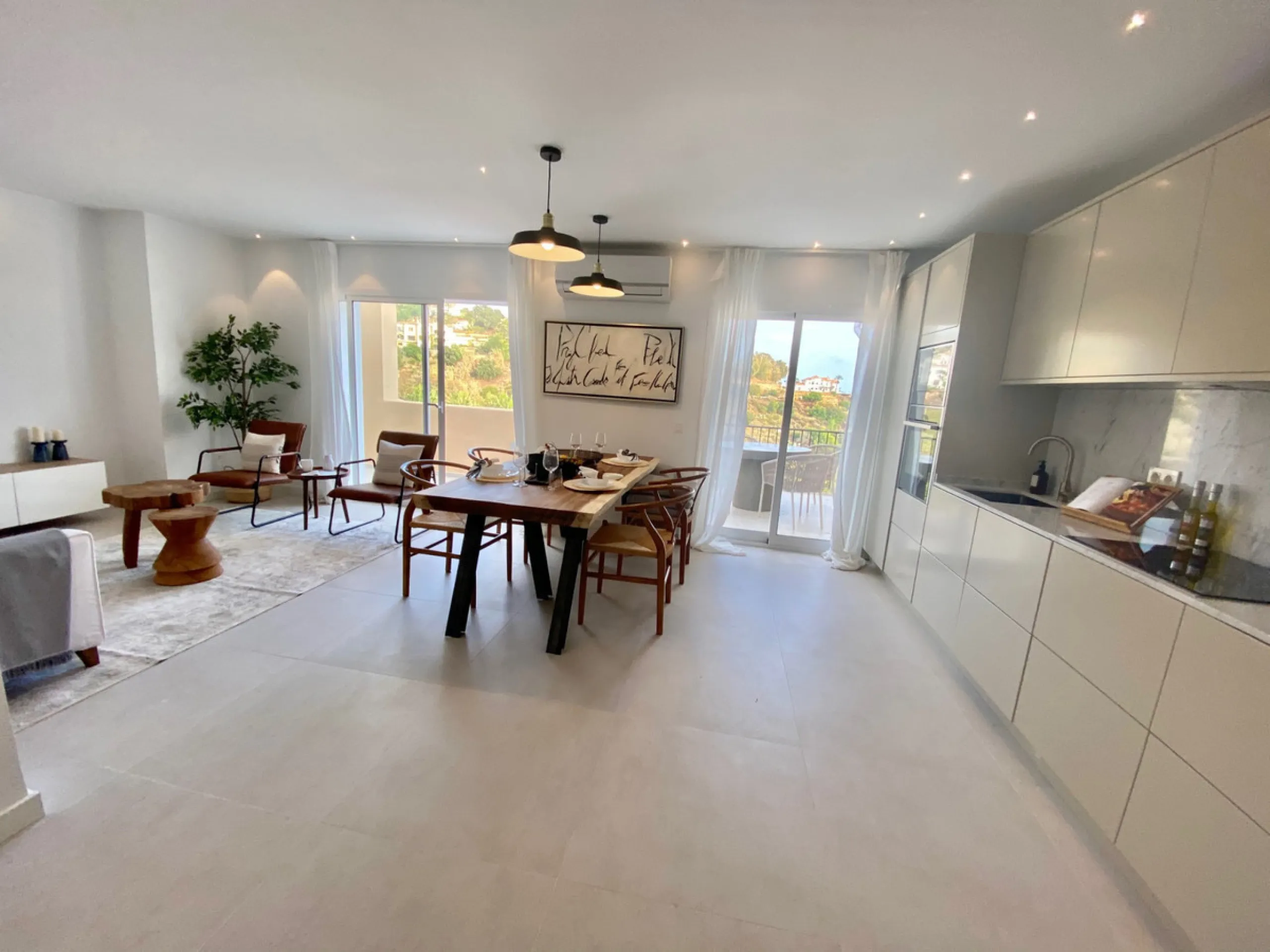 Apartment - Penthouse в продаже в Benahavís, Málaga. В доме 4 спален и 3 ванных комнат. Площадь дома 154 м²