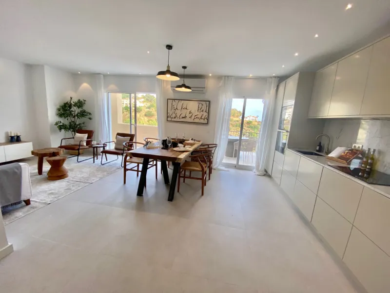 Apartment - Penthouse в продаже в Benahavís, Málaga. В доме 4 спален и 3 ванных комнат. Площадь дома 154 м²