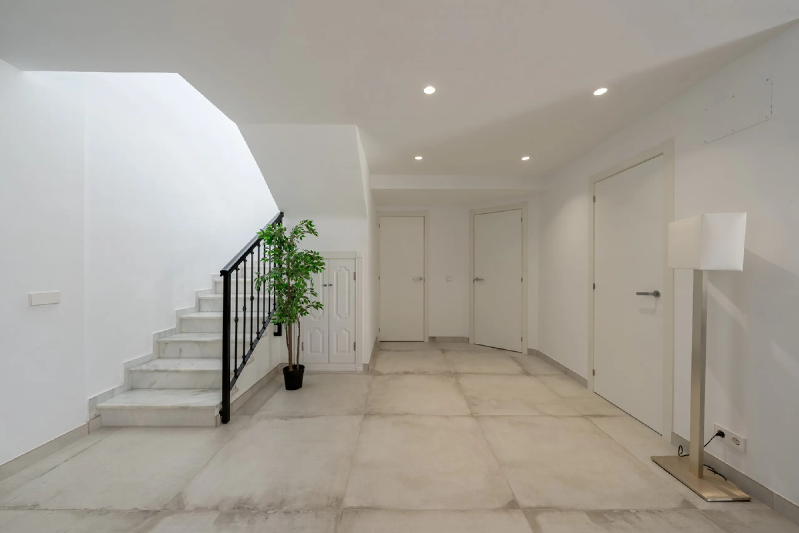 Apartment - Penthouse Duplex в продаже в Marbella, Málaga. В доме 3 спален и 3 ванных комнат. Площадь дома 133 м²