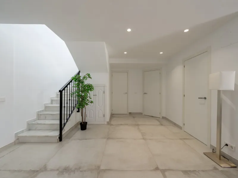 Apartment - Penthouse Duplex в продаже в Marbella, Málaga. В доме 3 спален и 3 ванных комнат. Площадь дома 133 м²