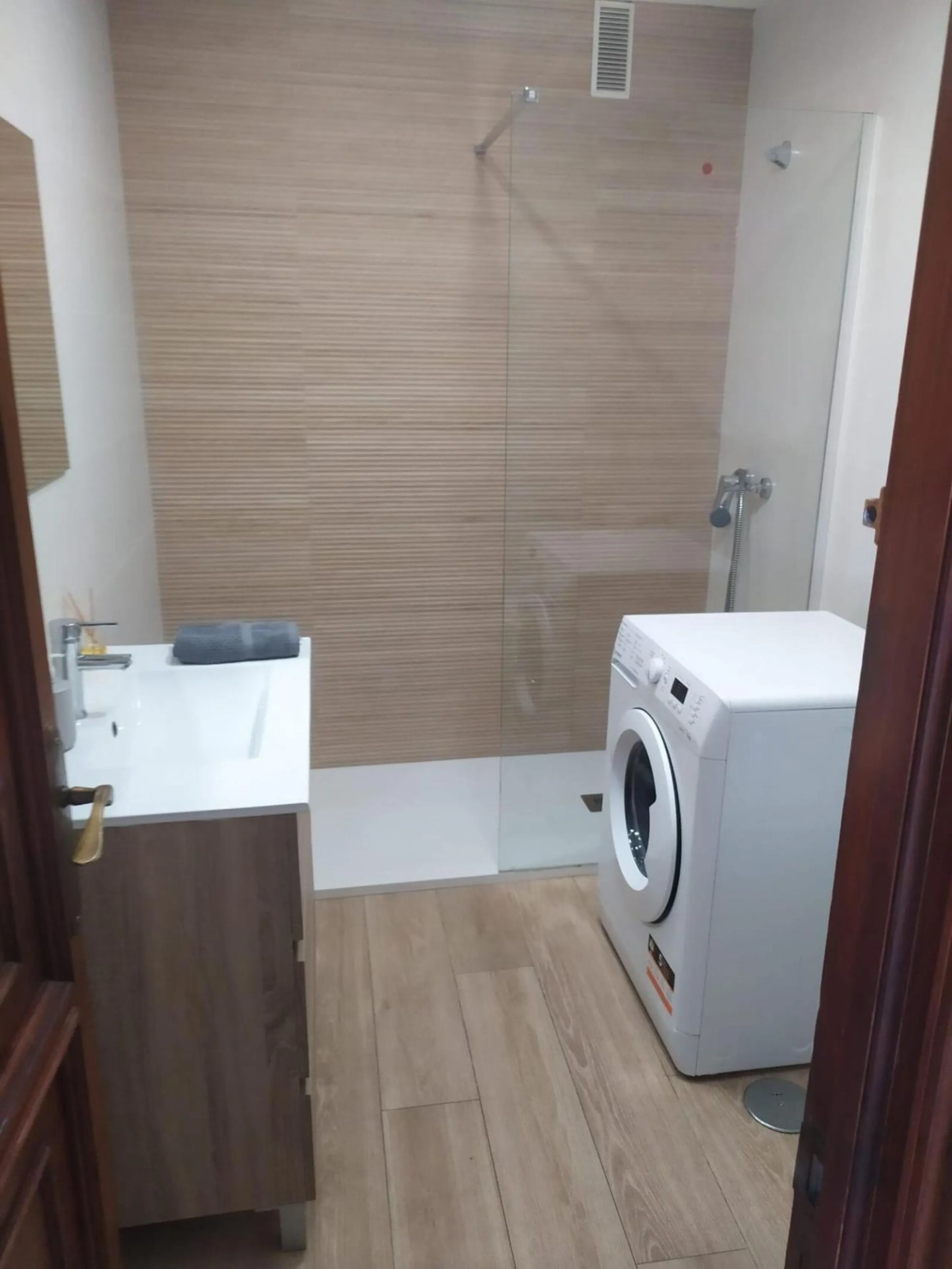 Apartment - Middle Floor Apartment в продаже в Fuengirola, Málaga. В доме 1 спален и 1 ванных комнат. Площадь дома 57 м²
