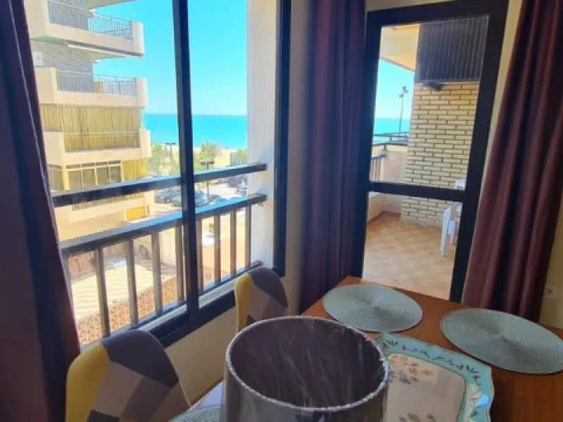 Apartment - Middle Floor Apartment в продаже в Fuengirola, Málaga. В доме 1 спален и 1 ванных комнат. Площадь дома 57 м²