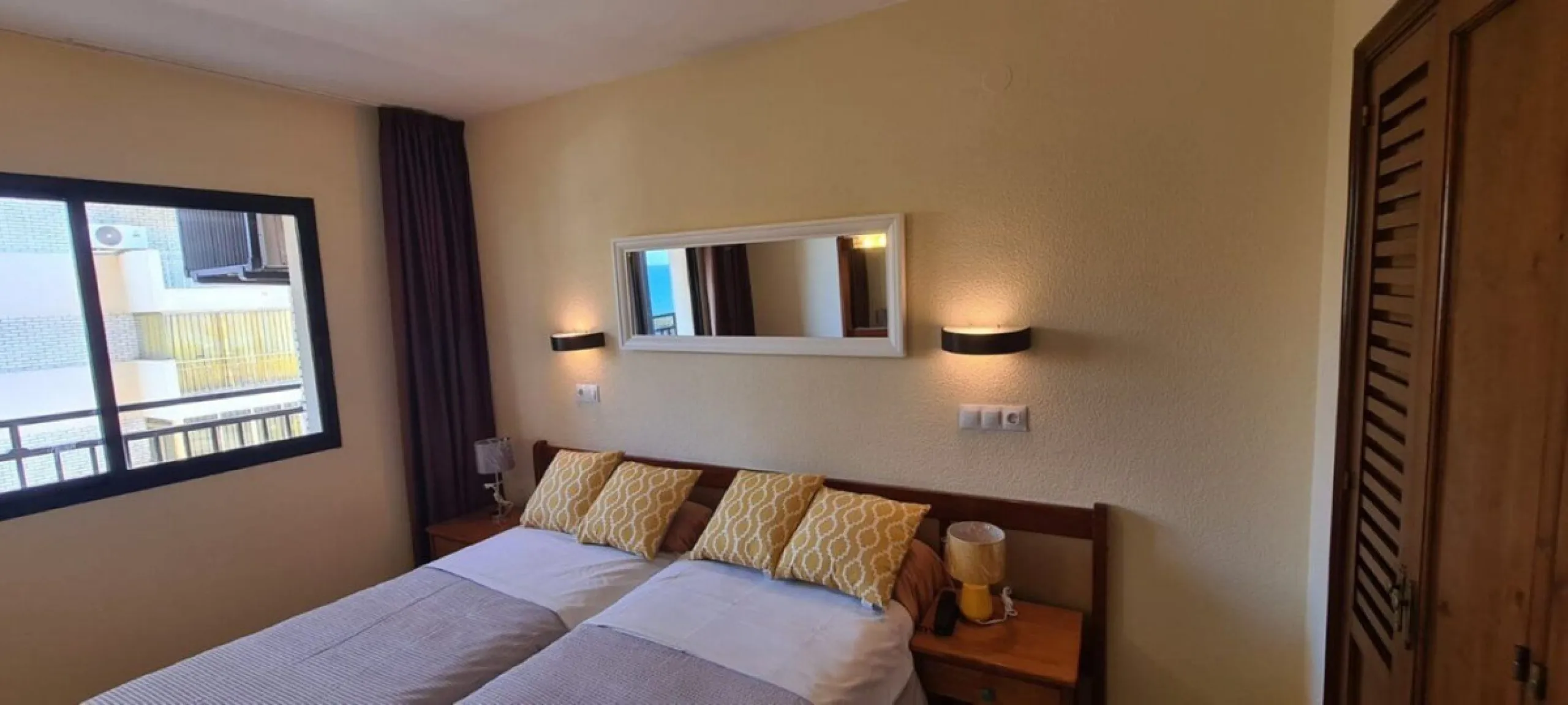 Apartment - Middle Floor Apartment в продаже в Fuengirola, Málaga. В доме 1 спален и 1 ванных комнат. Площадь дома 57 м²