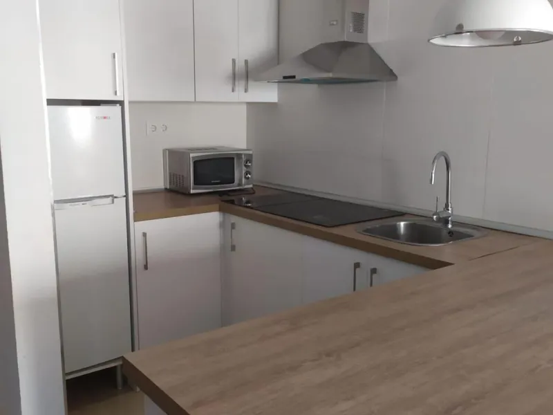 Apartment - Middle Floor Apartment в продаже в Fuengirola, Málaga. В доме 1 спален и 1 ванных комнат. Площадь дома 57 м²