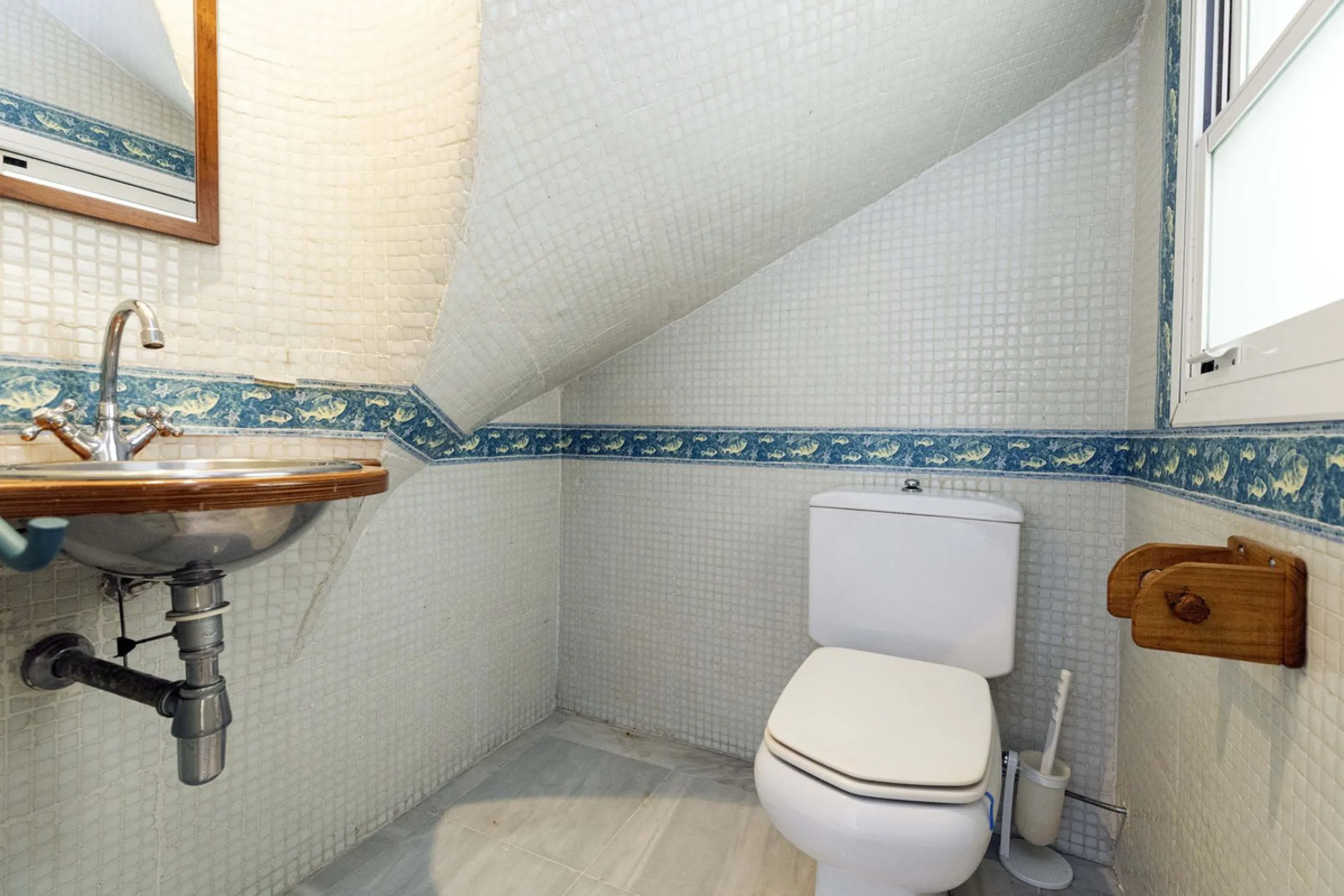 Beautiful duplex for sale in Marbella, Marbella with 3 bedrooms, 3 bathrooms, 1 terrace, 1 garage, 0.00 m2 of living space, 0.00 m2 built, 2nd hand with high-quality finishes, Optional furnished, Kitchen: Fully equipped with appliances. Common areas and s
