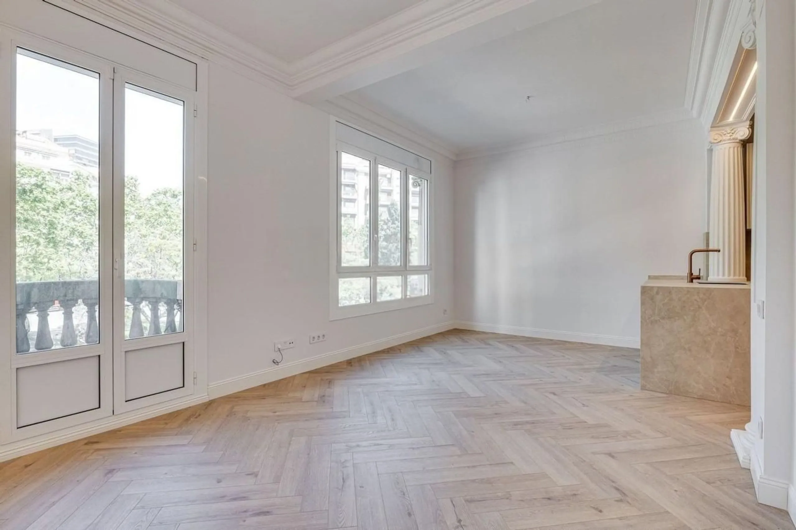 Beautifully Renovated Apartment in a Prime Barcelona Location