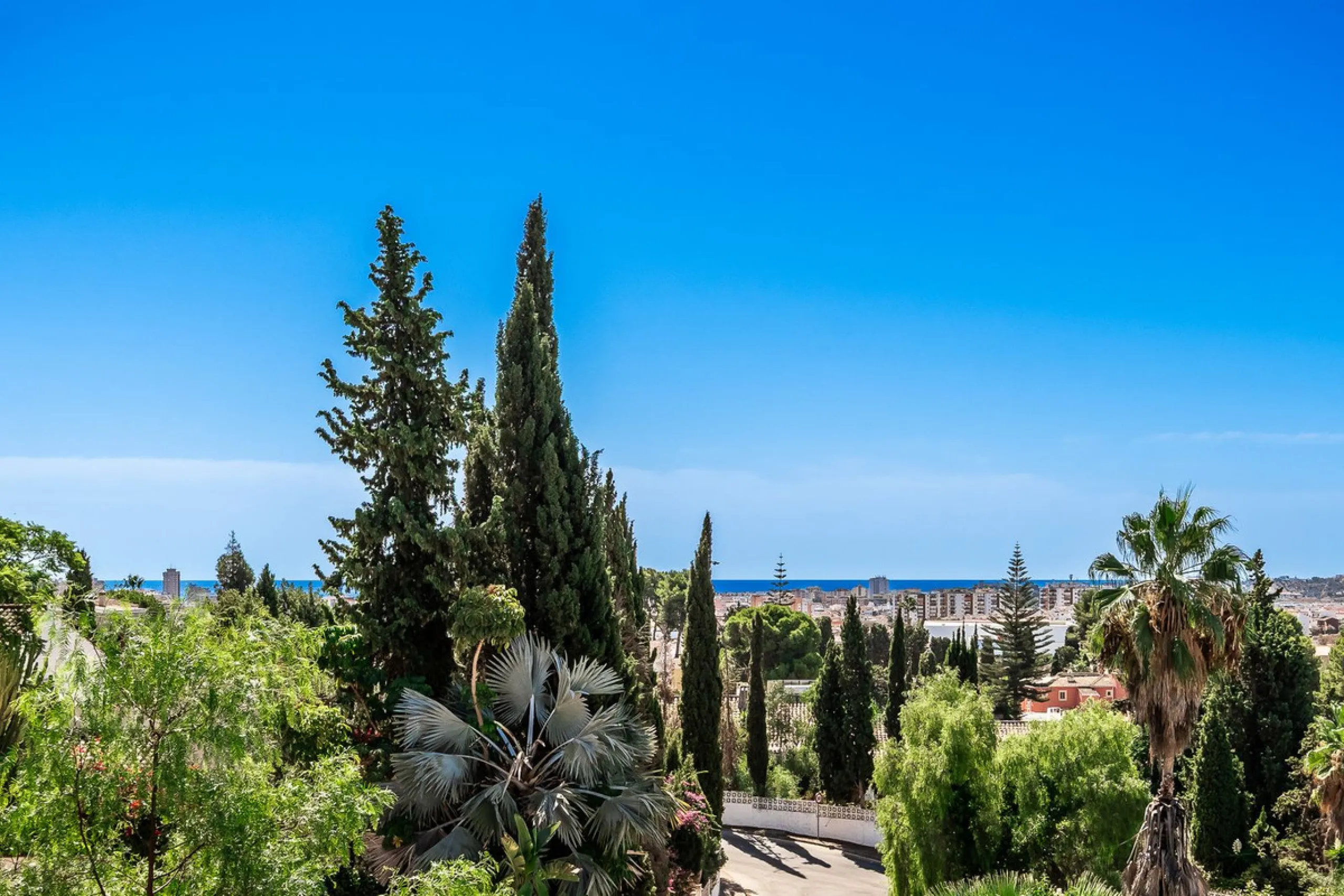 ✨ **Villa with double plot in Campo Mijas/El Coto – where your future and lifestyle meet** ✨