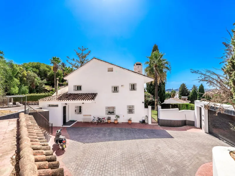 ✨ **Villa with double plot in Campo Mijas/El Coto – where your future and lifestyle meet** ✨