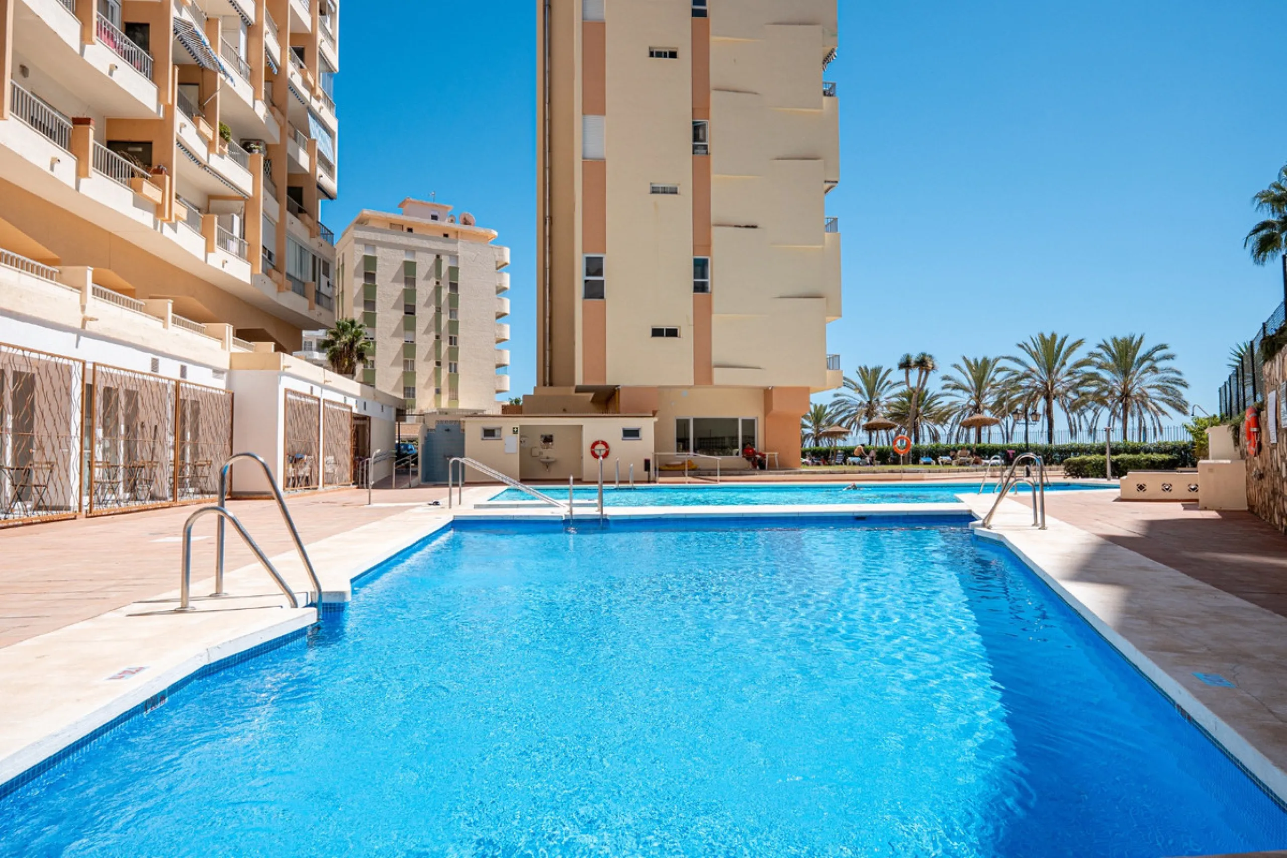 Apartment - Middle Floor Apartment в продаже в Marbella, Málaga. В доме 1 спален и 1 ванных комнат. Площадь дома 56 м²