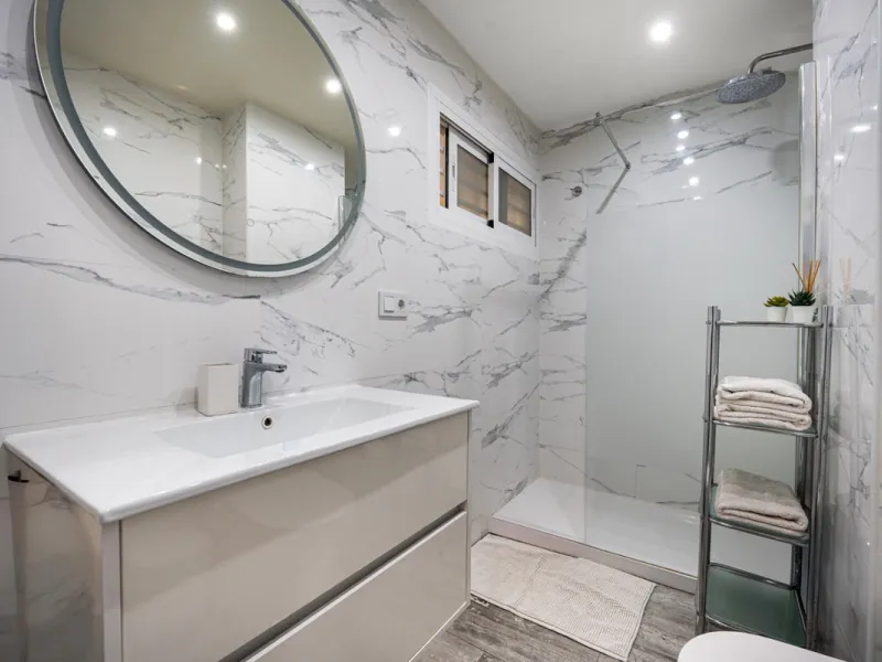 Apartment - Middle Floor Apartment в продаже в Marbella, Málaga. В доме 1 спален и 1 ванных комнат. Площадь дома 56 м²