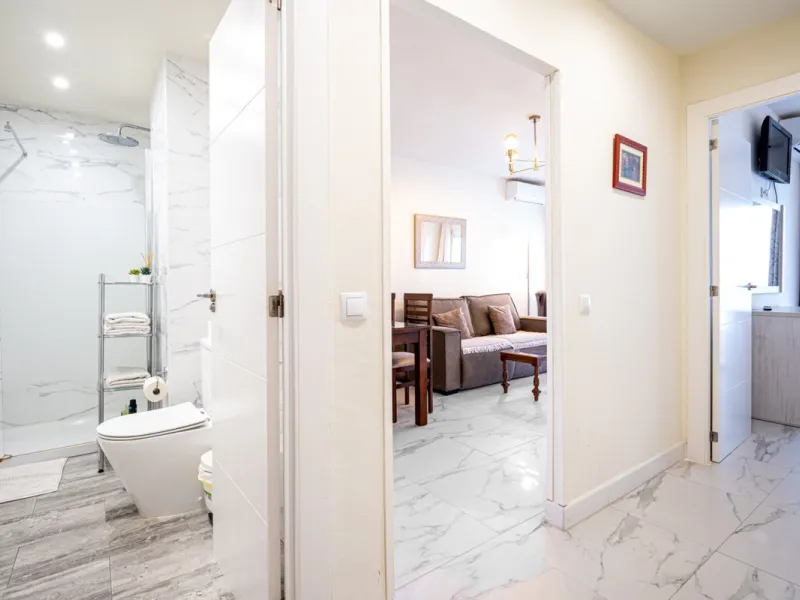 Apartment - Middle Floor Apartment в продаже в Marbella, Málaga. В доме 1 спален и 1 ванных комнат. Площадь дома 56 м²