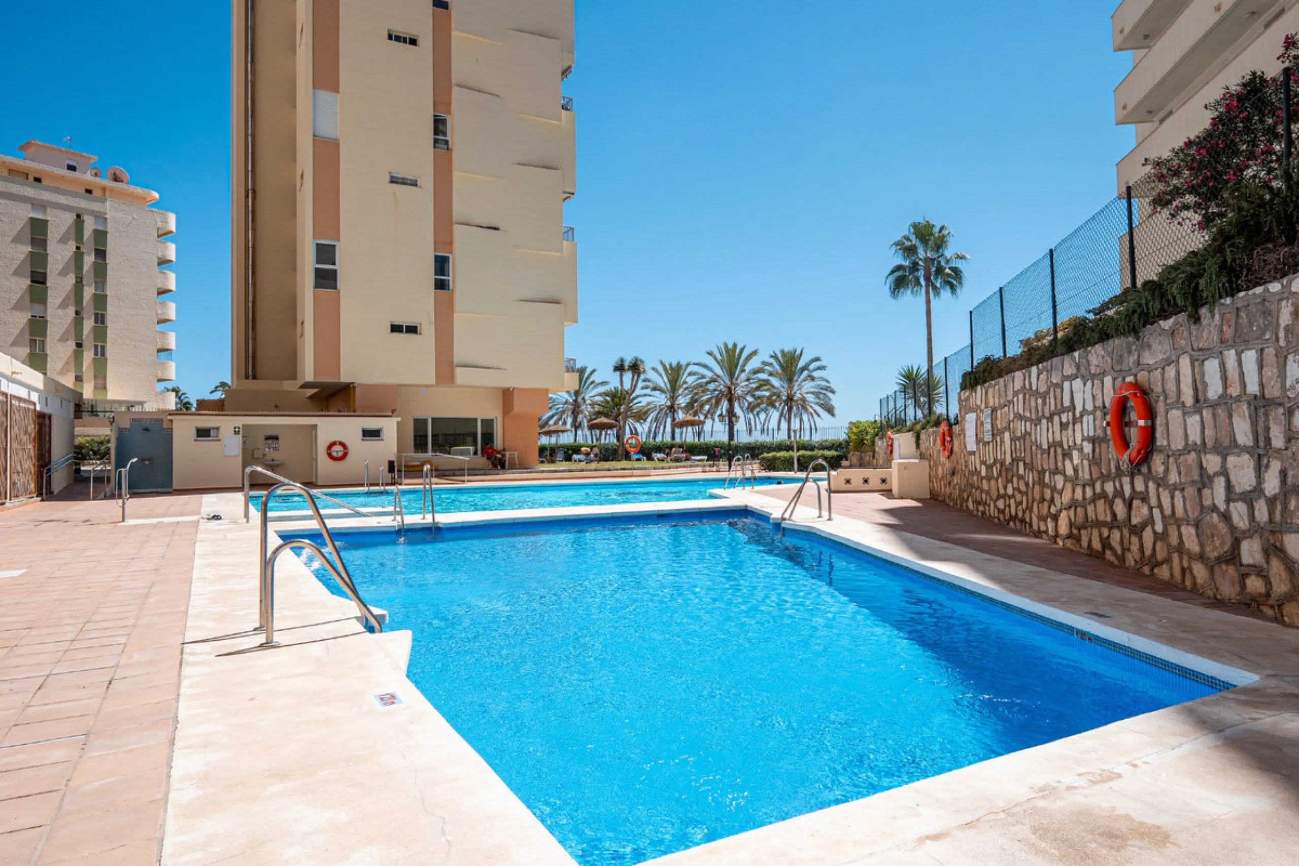 Apartment - Middle Floor Apartment в продаже в Marbella, Málaga. В доме 1 спален и 1 ванных комнат. Площадь дома 56 м²