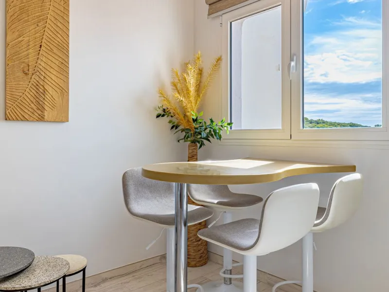 PRICE REDUCED - BEACHFRONT OPPORTUNITY and a Perfect rental investment.