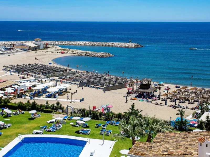 PRICE REDUCED - BEACHFRONT OPPORTUNITY and a Perfect rental investment.