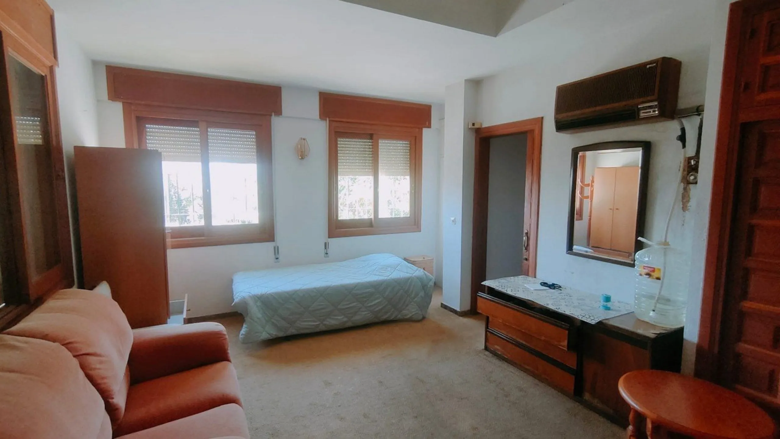 Finca with Sea & Port Views – Marbella,