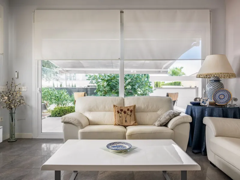 House - Detached Villa в продаже в Marbella, Málaga. В доме 4 спален и 2 ванных комнат. Площадь дома 166 м². Площадь участка 415 м²