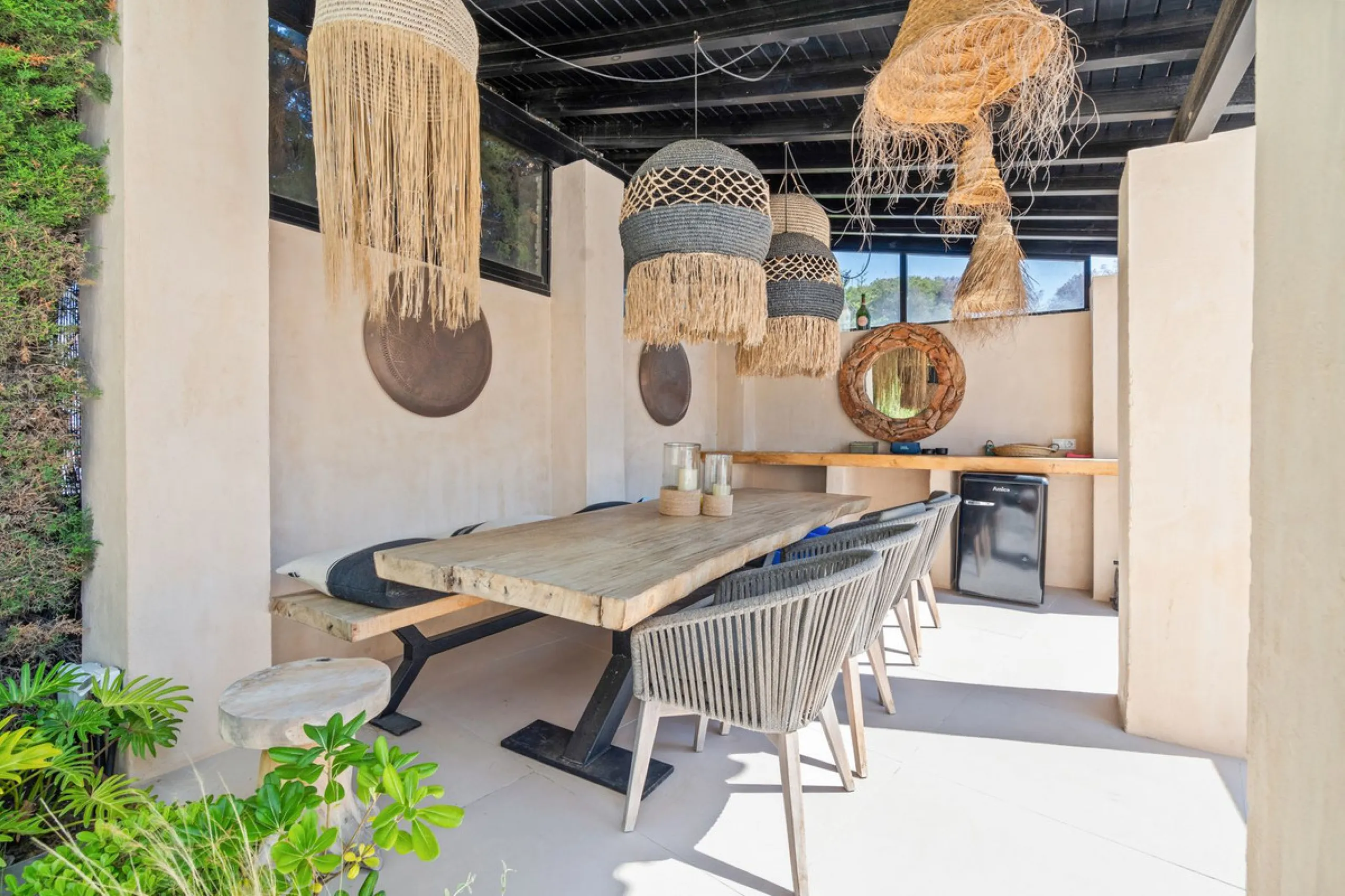 Detached Andalusian-Style Villa in Nueva Andalucía — Walk to Puerto Banús & the Beach