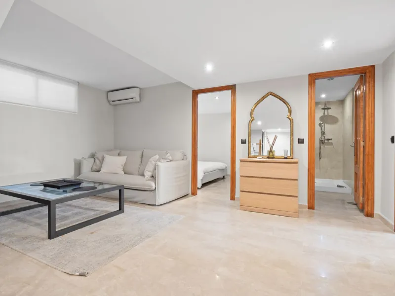 Detached Andalusian-Style Villa in Nueva Andalucía — Walk to Puerto Banús & the Beach
