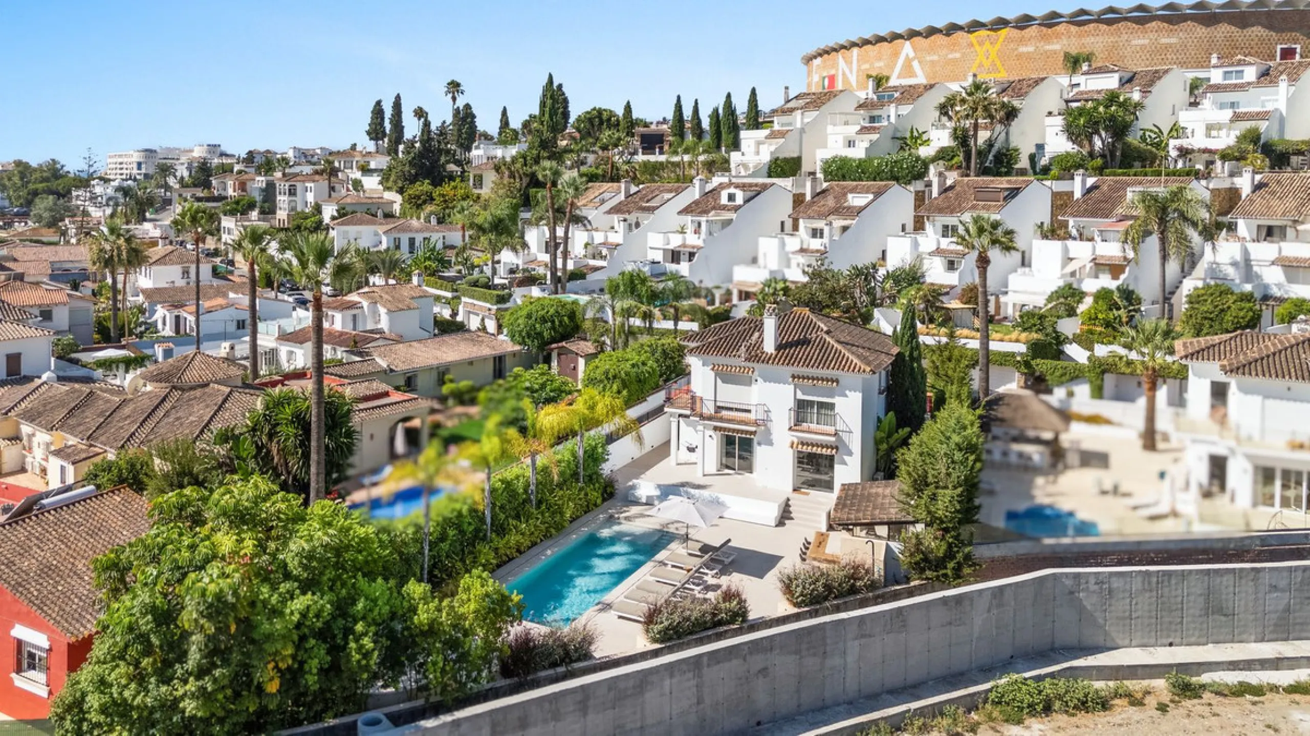 Detached Andalusian-Style Villa in Nueva Andalucía — Walk to Puerto Banús & the Beach
