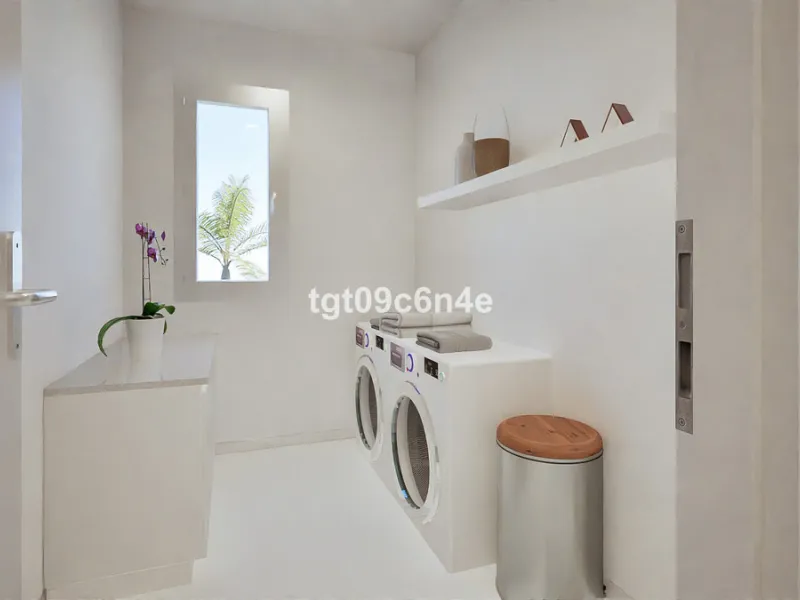 Rustic buildable plot of land for sale very close to Estepona city. Possibility of building a house of up to 500 m2: 250 m2 below ground level (basement floor); ground floor of 125 m2 and upper floor of 125 m2.