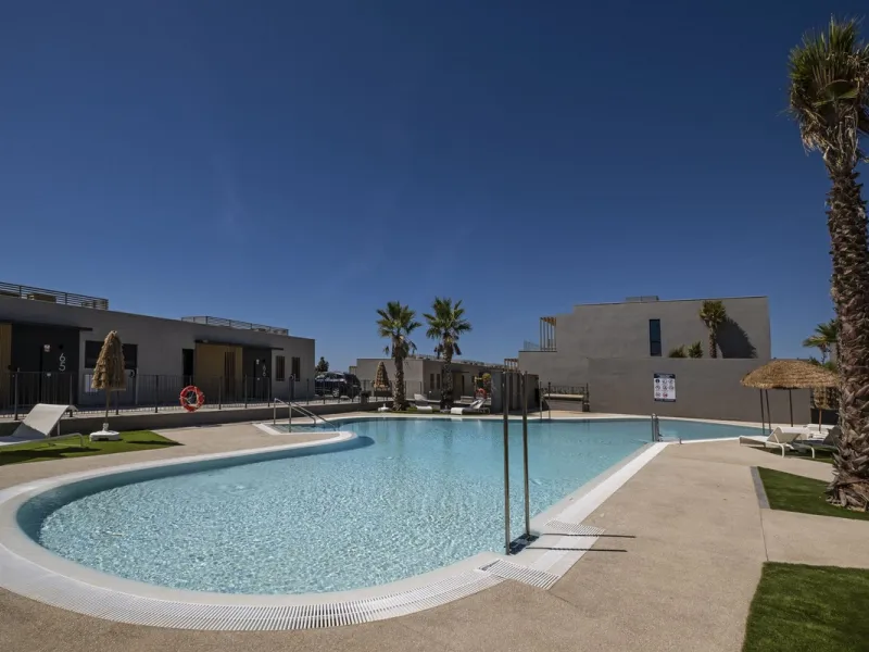 House - Townhouse в продаже в Mijas, Málaga. В доме 3 спален и 3 ванных комнат. Площадь дома 139 м²
