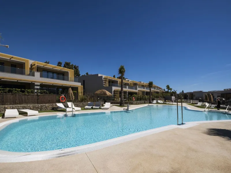 House - Townhouse в продаже в Mijas, Málaga. В доме 3 спален и 3 ванных комнат. Площадь дома 139 м²