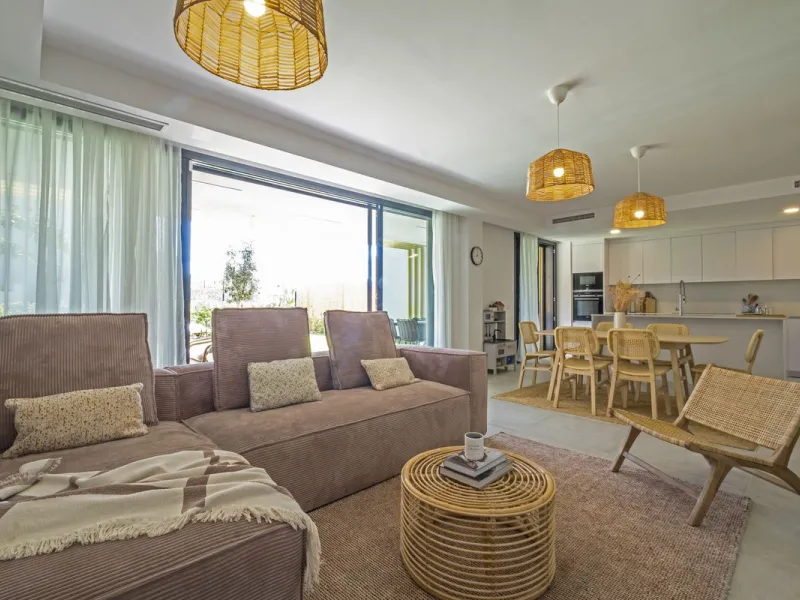 House - Townhouse в продаже в Mijas, Málaga. В доме 3 спален и 3 ванных комнат. Площадь дома 139 м²