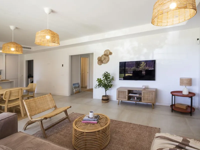 House - Townhouse в продаже в Mijas, Málaga. В доме 3 спален и 3 ванных комнат. Площадь дома 139 м²