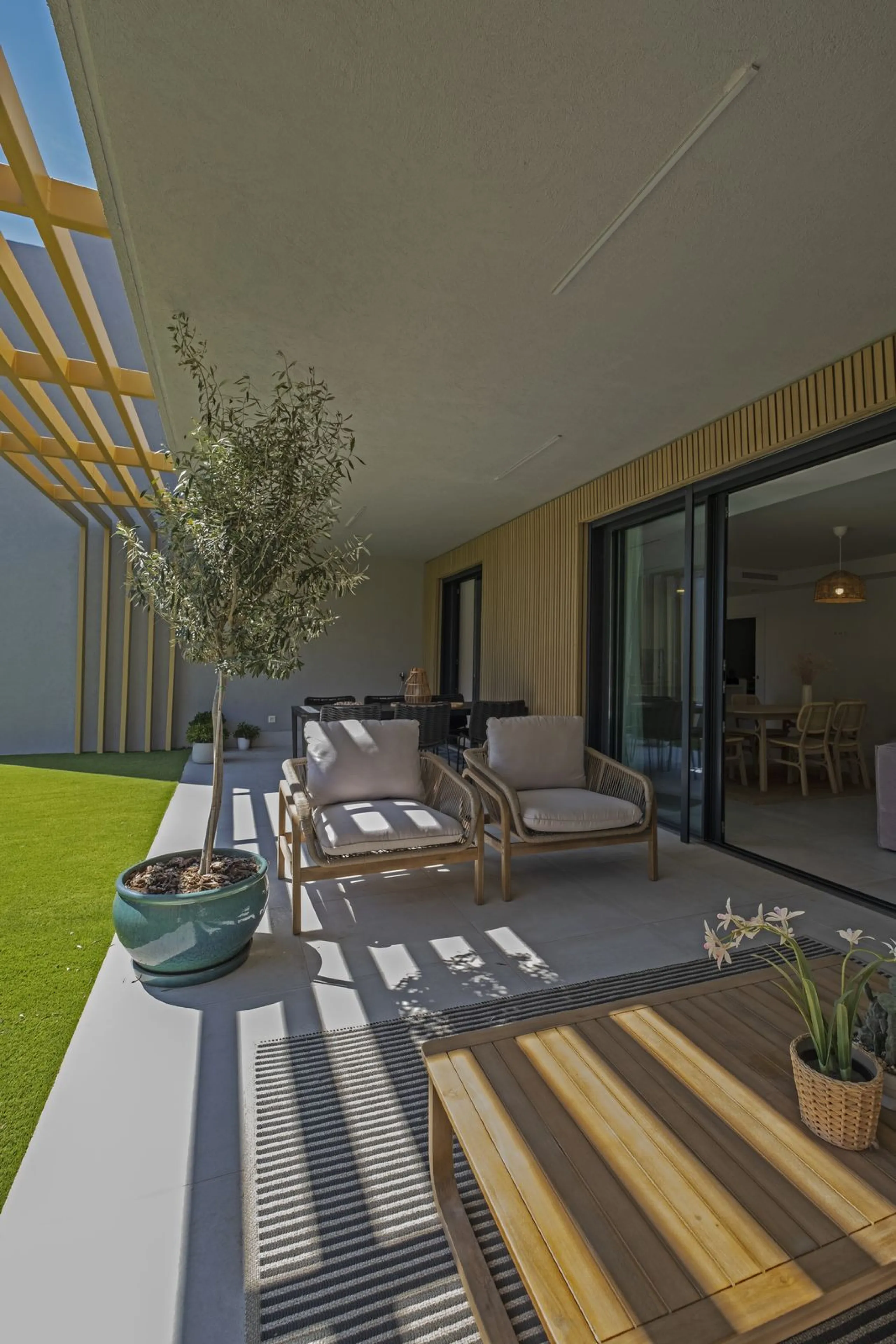 House - Townhouse в продаже в Mijas, Málaga. В доме 3 спален и 3 ванных комнат. Площадь дома 139 м²