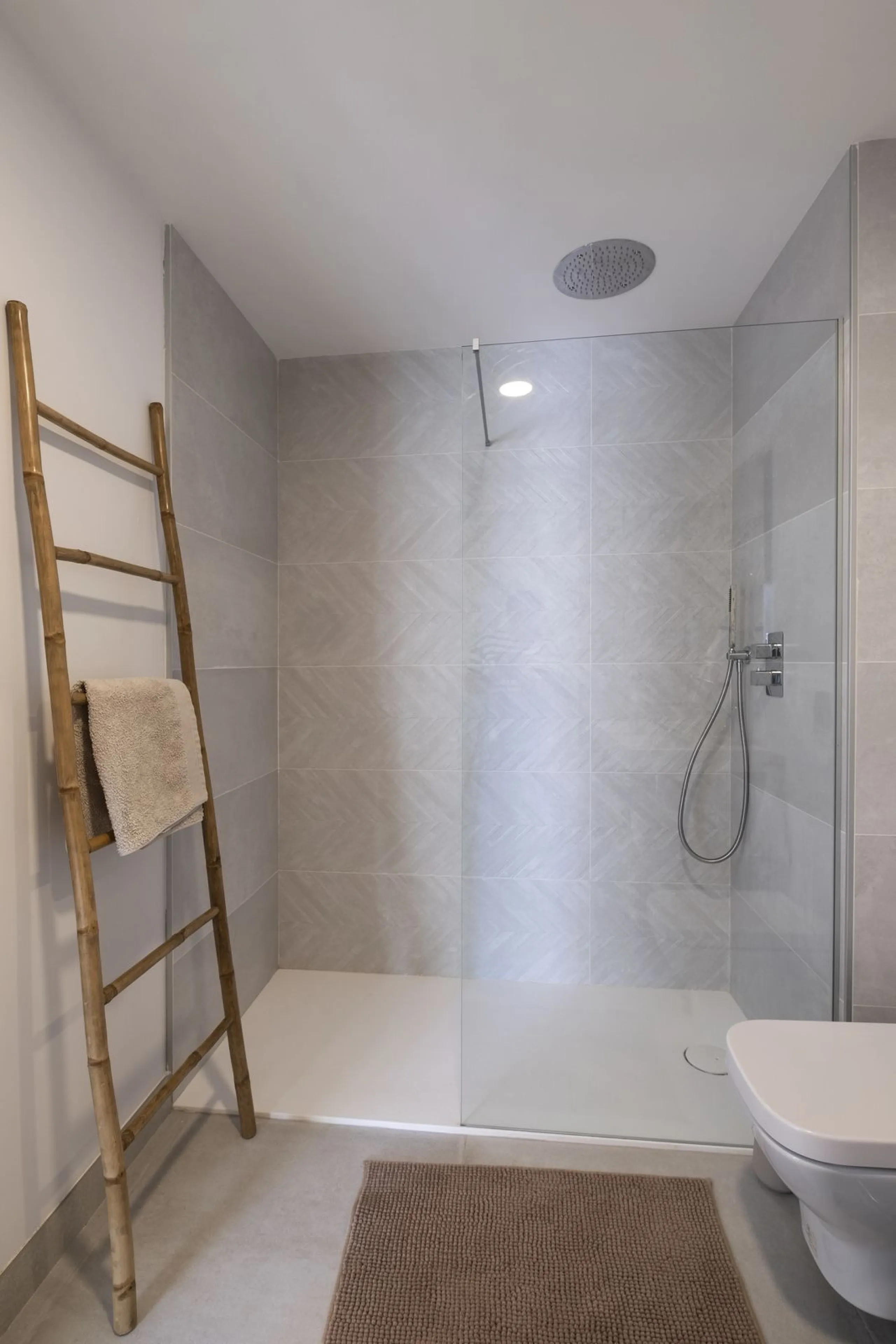 House - Townhouse в продаже в Mijas, Málaga. В доме 3 спален и 3 ванных комнат. Площадь дома 139 м²