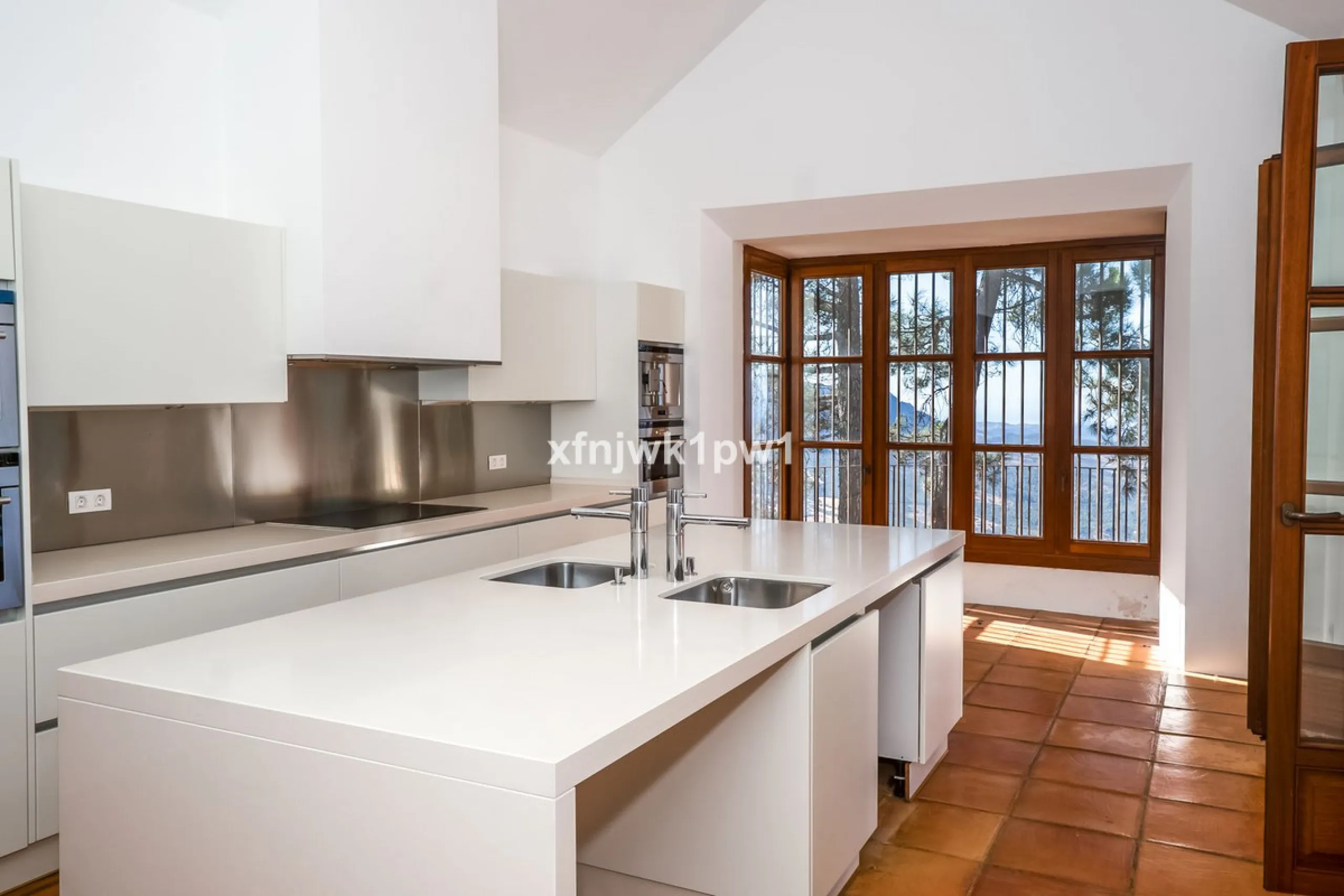 Stunning Rural Villa in Gaucín with Panoramic Views