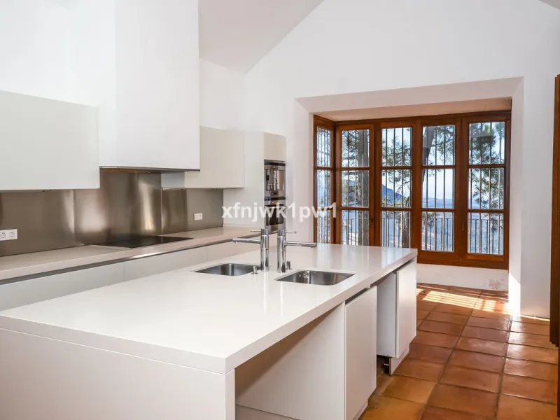 Stunning Rural Villa in Gaucín with Panoramic Views