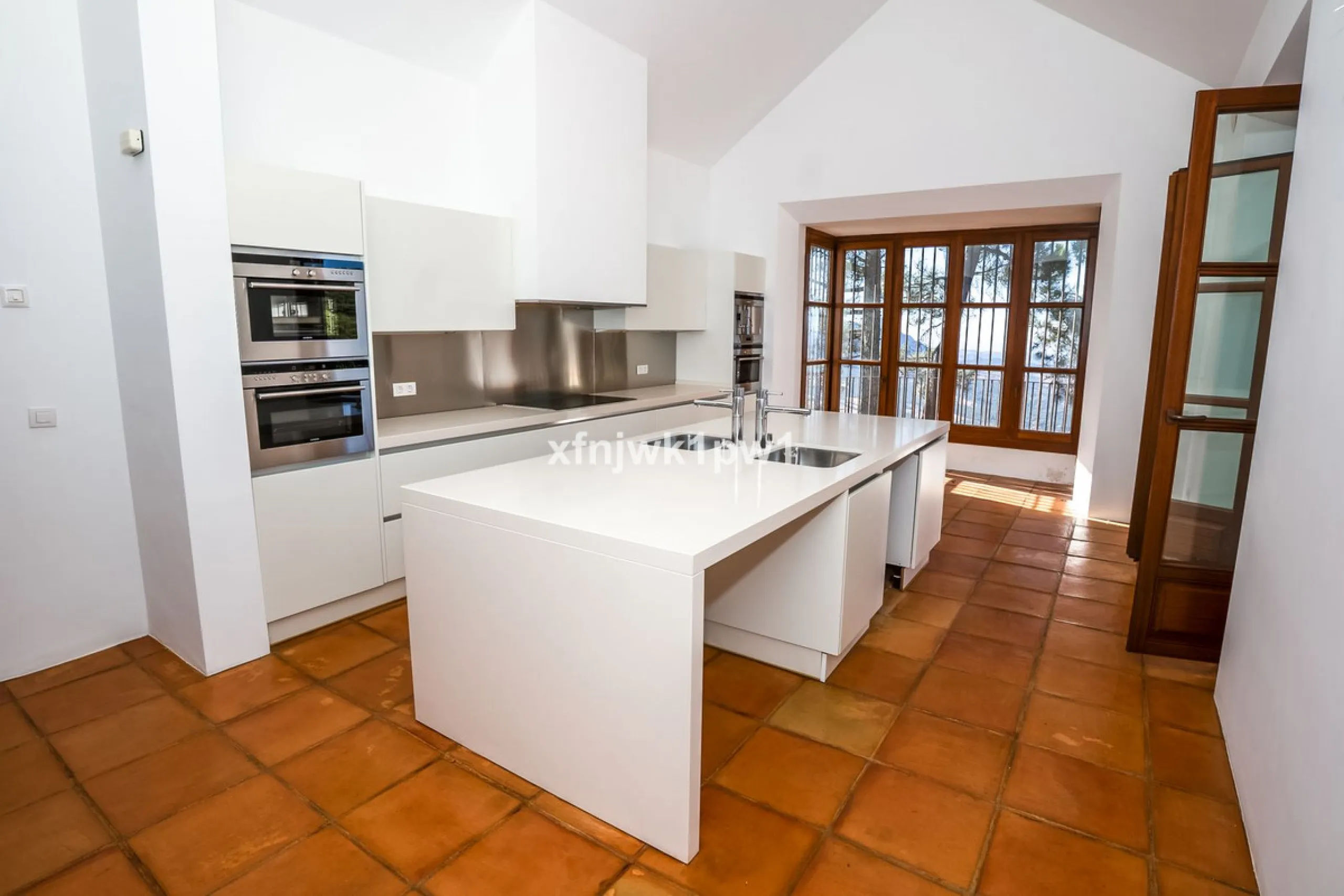 Stunning Rural Villa in Gaucín with Panoramic Views