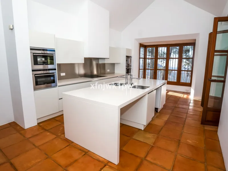 Stunning Rural Villa in Gaucín with Panoramic Views