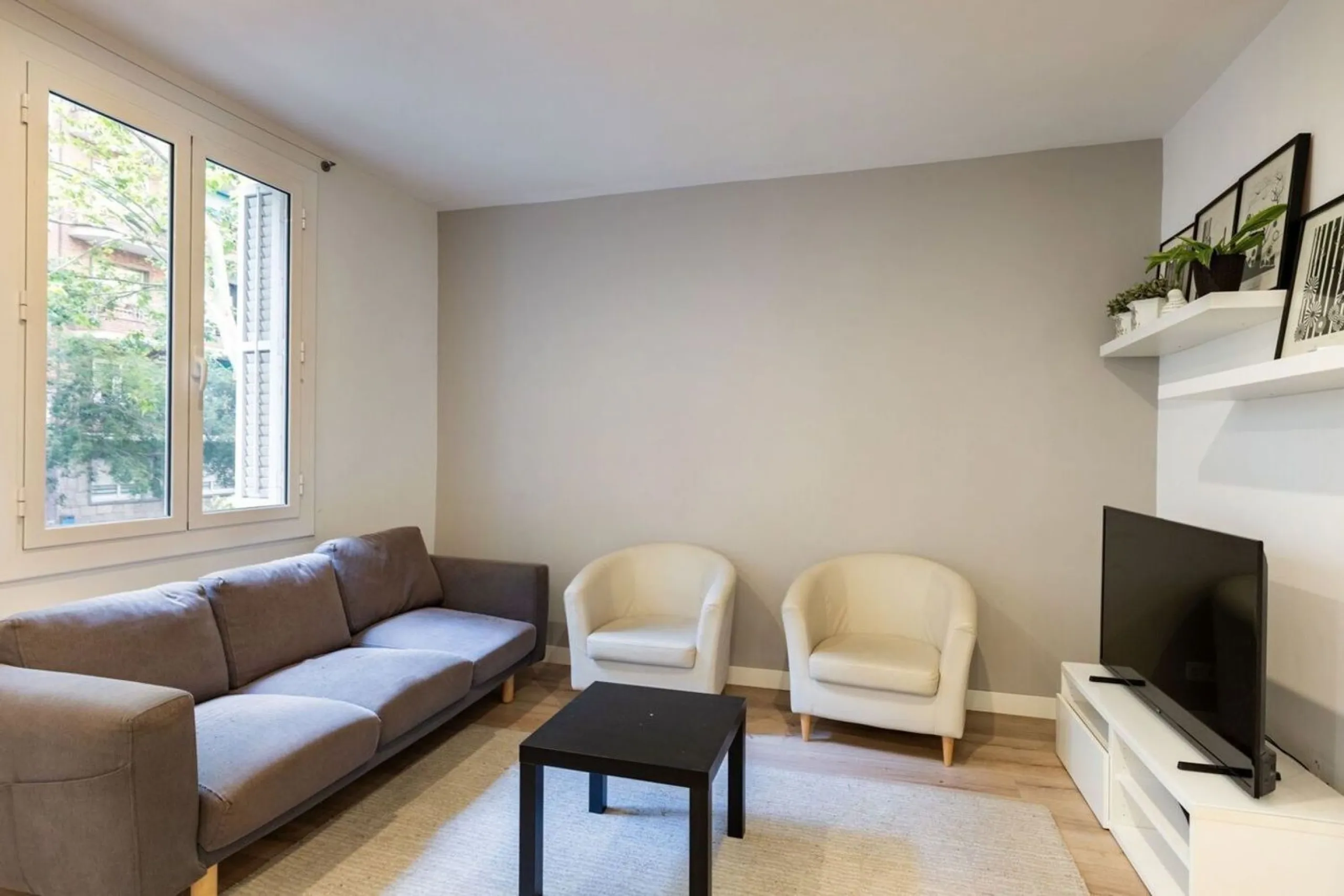 Renovated Apartment Near the Sagrada Família in Barcelona