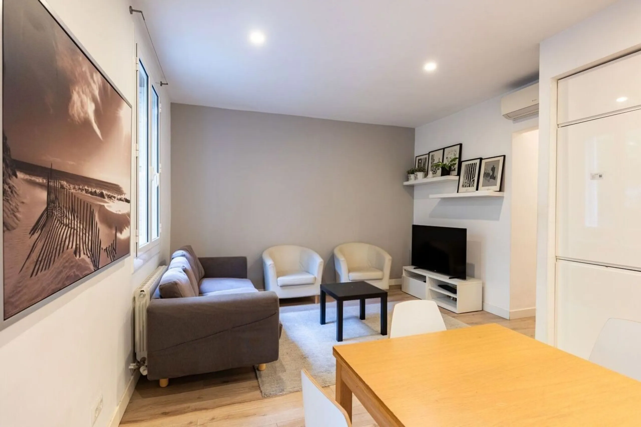 Renovated Apartment Near the Sagrada Família in Barcelona