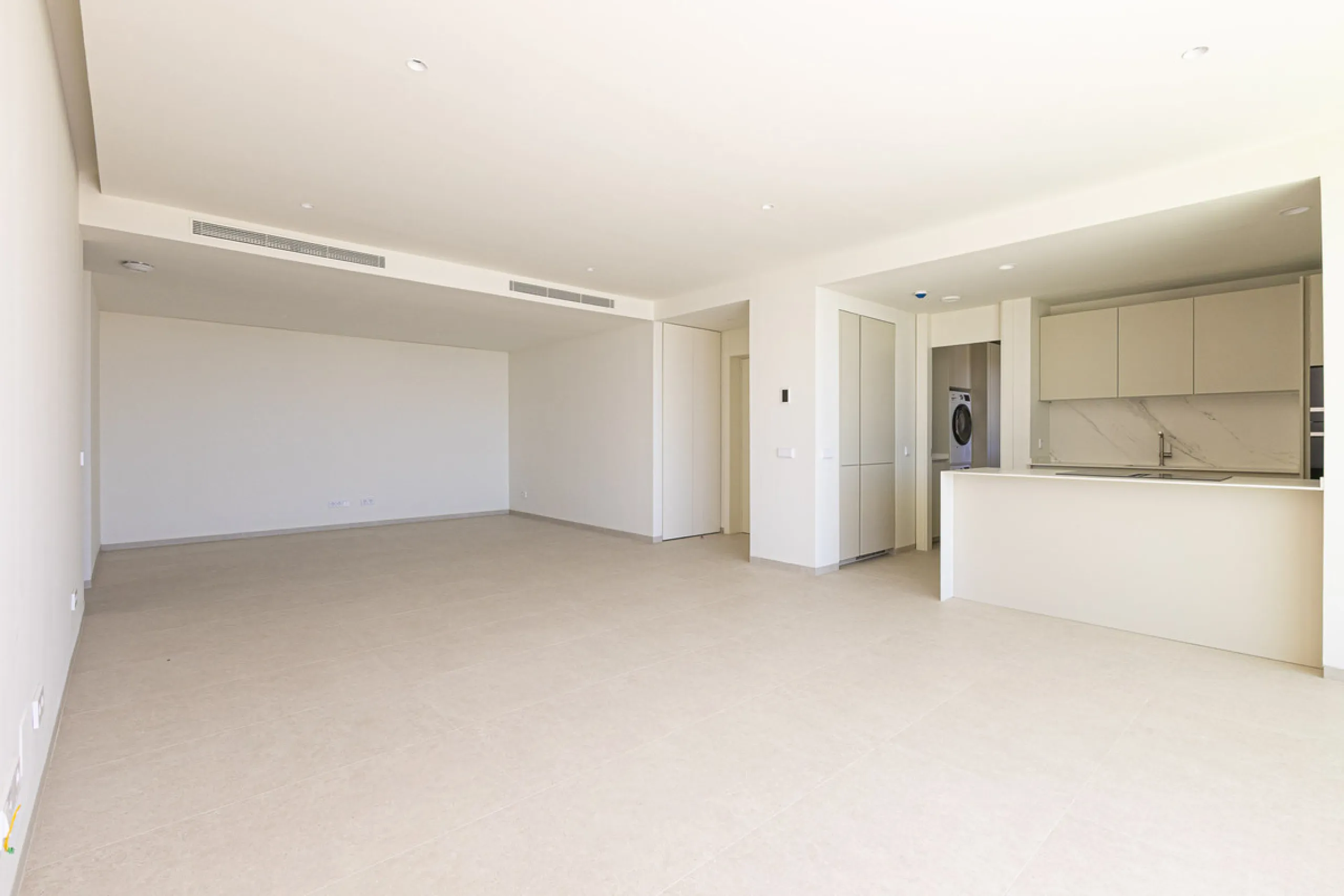 Apartment - Middle Floor Apartment в продаже в Benahavís, Málaga. В доме 3 спален и 3 ванных комнат. Площадь дома 278 м²