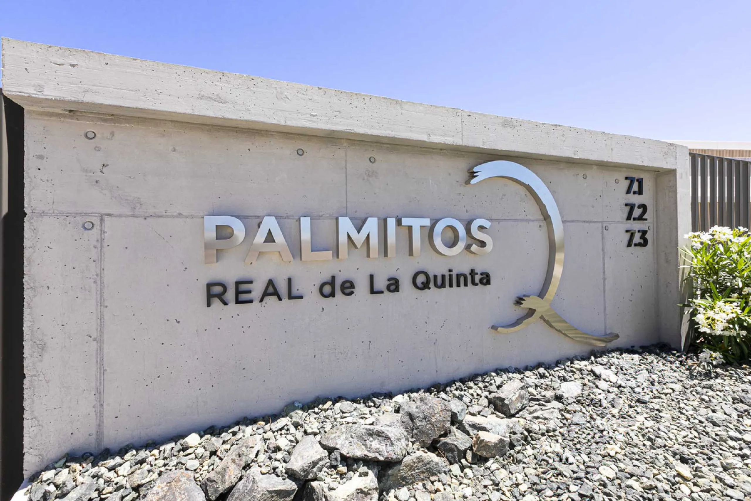 Apartment - Middle Floor Apartment в продаже в Benahavís, Málaga. В доме 3 спален и 3 ванных комнат. Площадь дома 278 м²