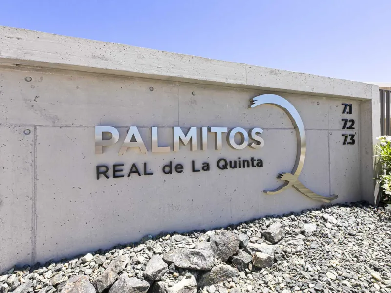 Apartment - Middle Floor Apartment в продаже в Benahavís, Málaga. В доме 3 спален и 3 ванных комнат. Площадь дома 278 м²