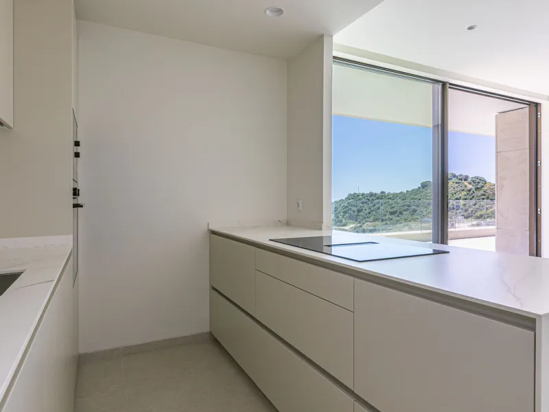 Apartment - Middle Floor Apartment в продаже в Benahavís, Málaga. В доме 3 спален и 3 ванных комнат. Площадь дома 278 м²