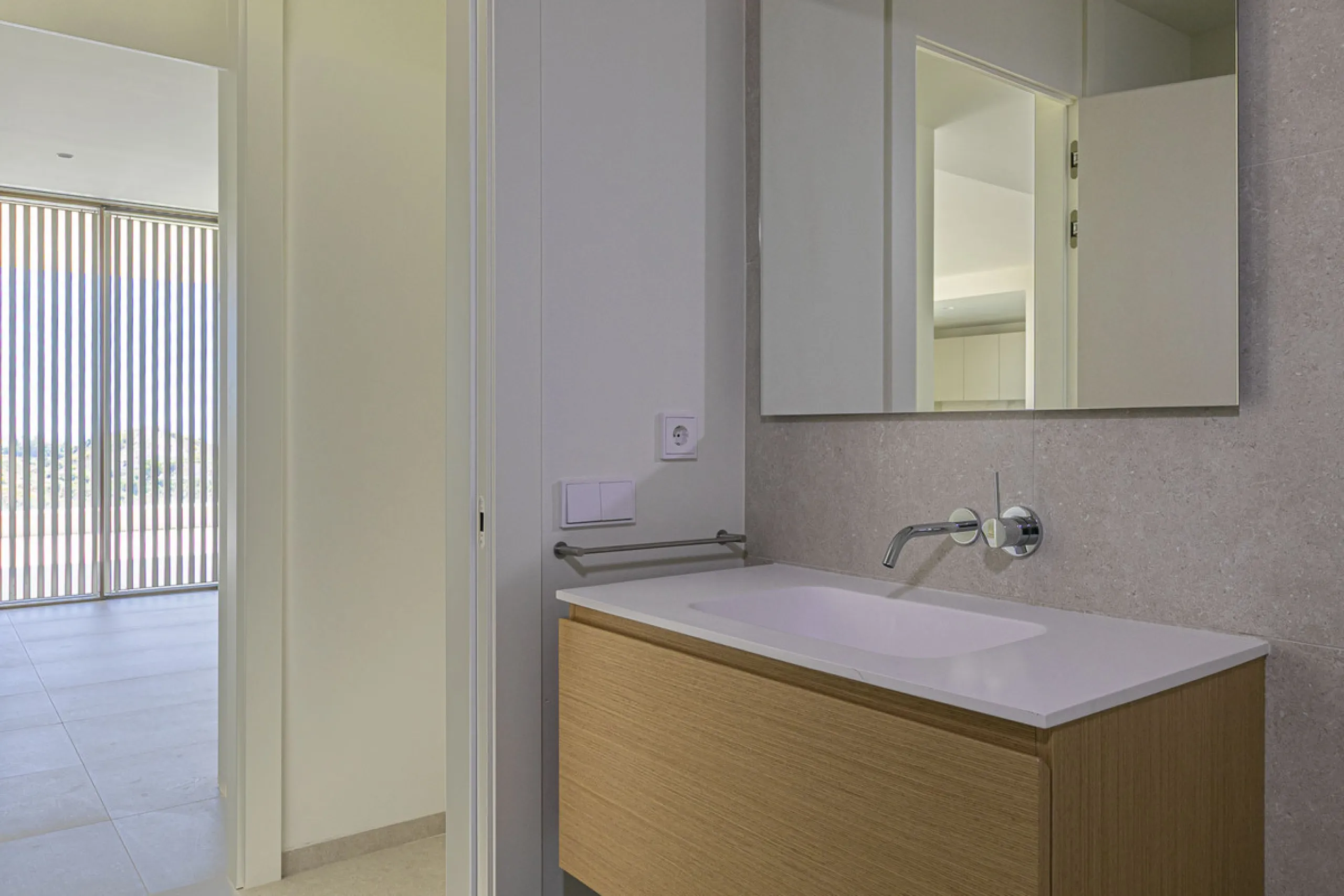 Apartment - Middle Floor Apartment в продаже в Benahavís, Málaga. В доме 3 спален и 3 ванных комнат. Площадь дома 278 м²