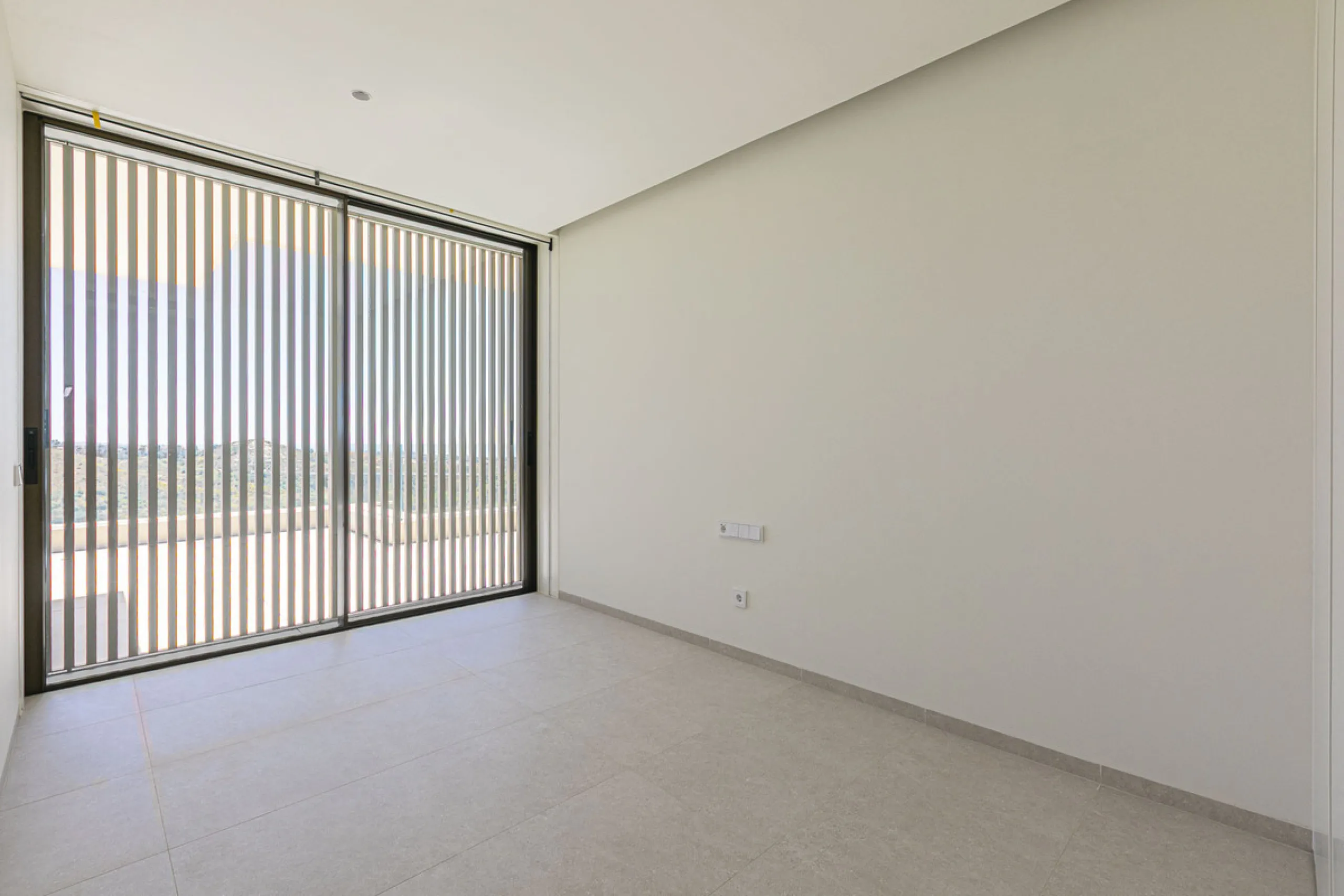 Apartment - Middle Floor Apartment в продаже в Benahavís, Málaga. В доме 3 спален и 3 ванных комнат. Площадь дома 278 м²