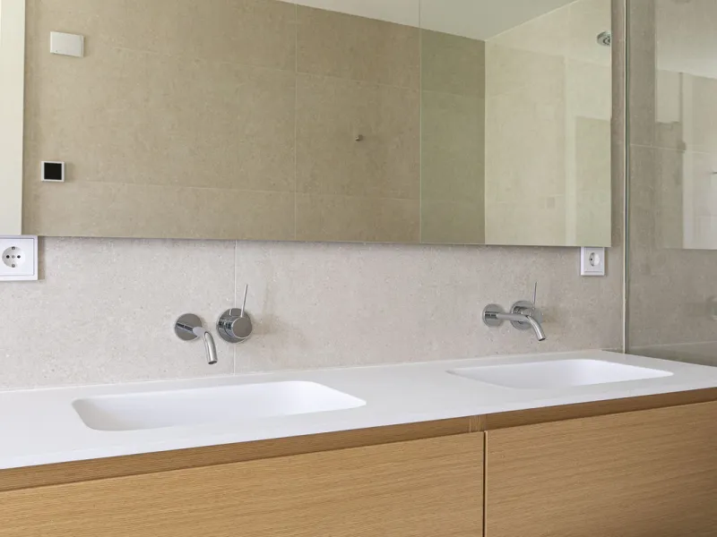 Apartment - Middle Floor Apartment в продаже в Benahavís, Málaga. В доме 3 спален и 3 ванных комнат. Площадь дома 278 м²