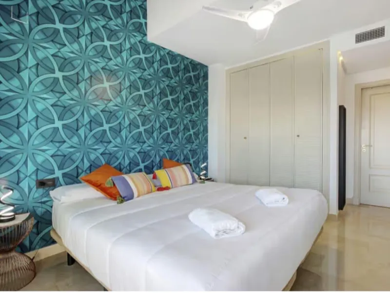 Apartment - Penthouse в продаже в Benalmadena, Málaga. В доме 3 спален и 3 ванных комнат. Площадь дома 202 м²