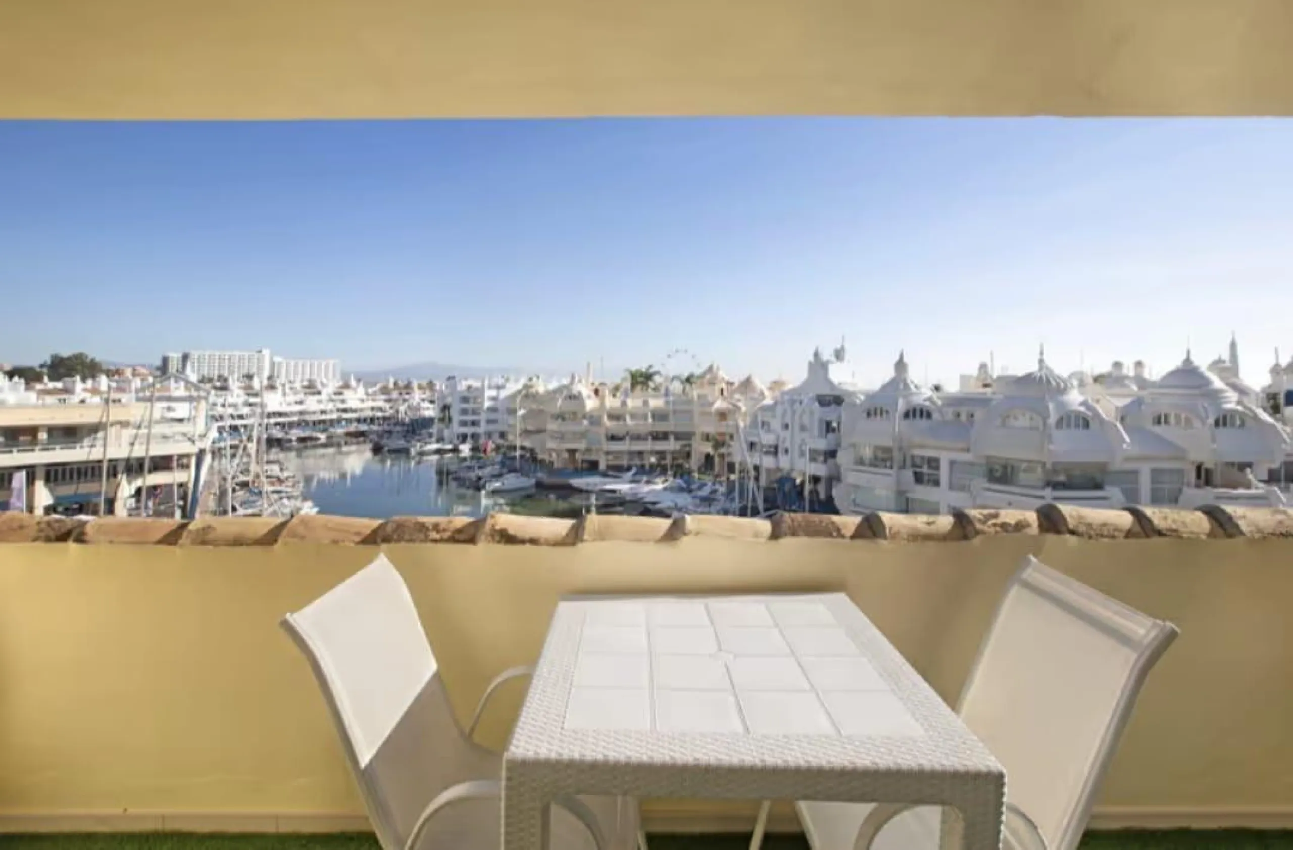 Apartment - Penthouse в продаже в Benalmadena, Málaga. В доме 3 спален и 3 ванных комнат. Площадь дома 202 м²