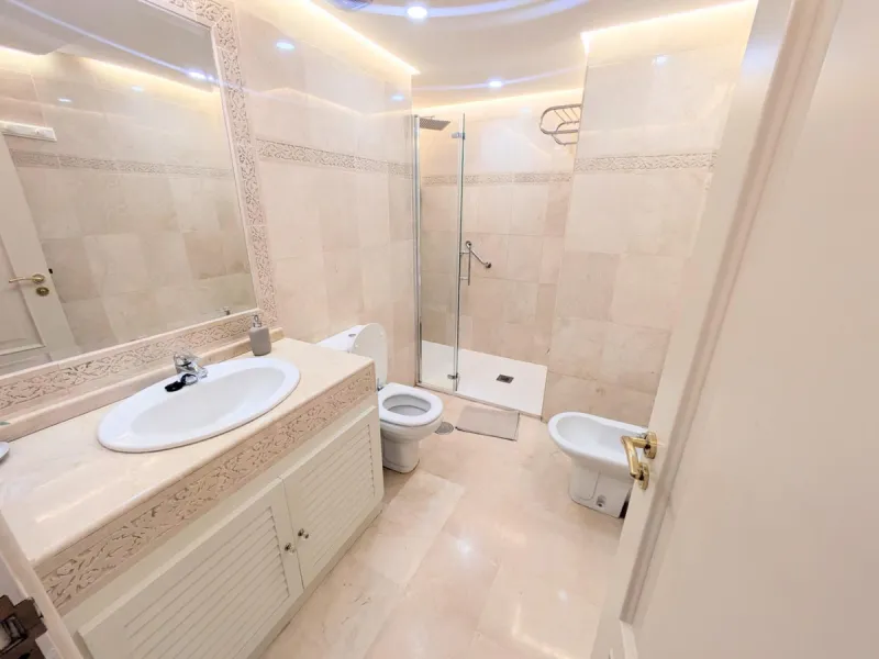 Apartment - Penthouse в продаже в Benalmadena, Málaga. В доме 3 спален и 3 ванных комнат. Площадь дома 202 м²