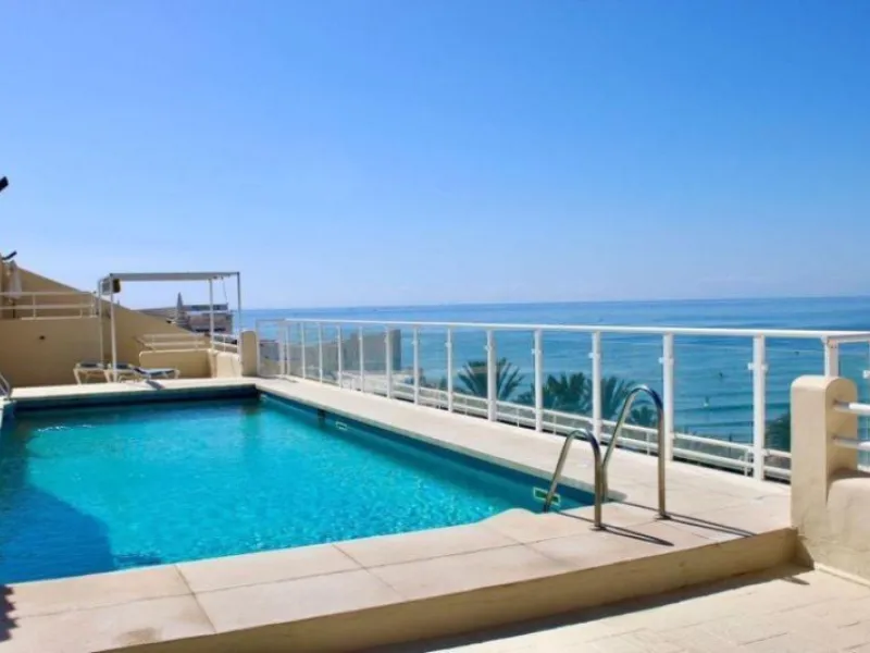 Apartment - Penthouse в продаже в Benalmadena, Málaga. В доме 3 спален и 3 ванных комнат. Площадь дома 202 м²